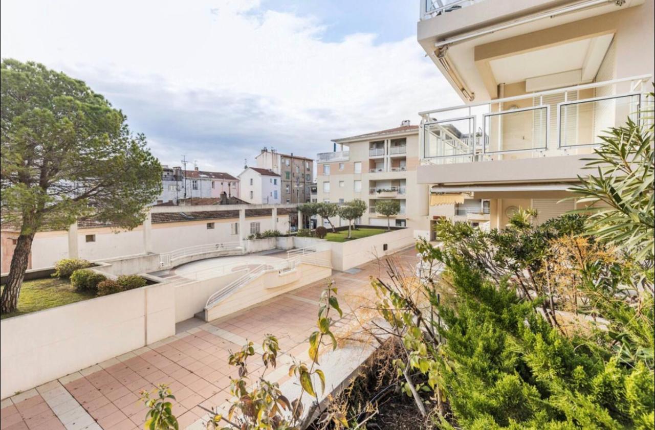 Apartamento Port Azur Vallauris Exterior foto
